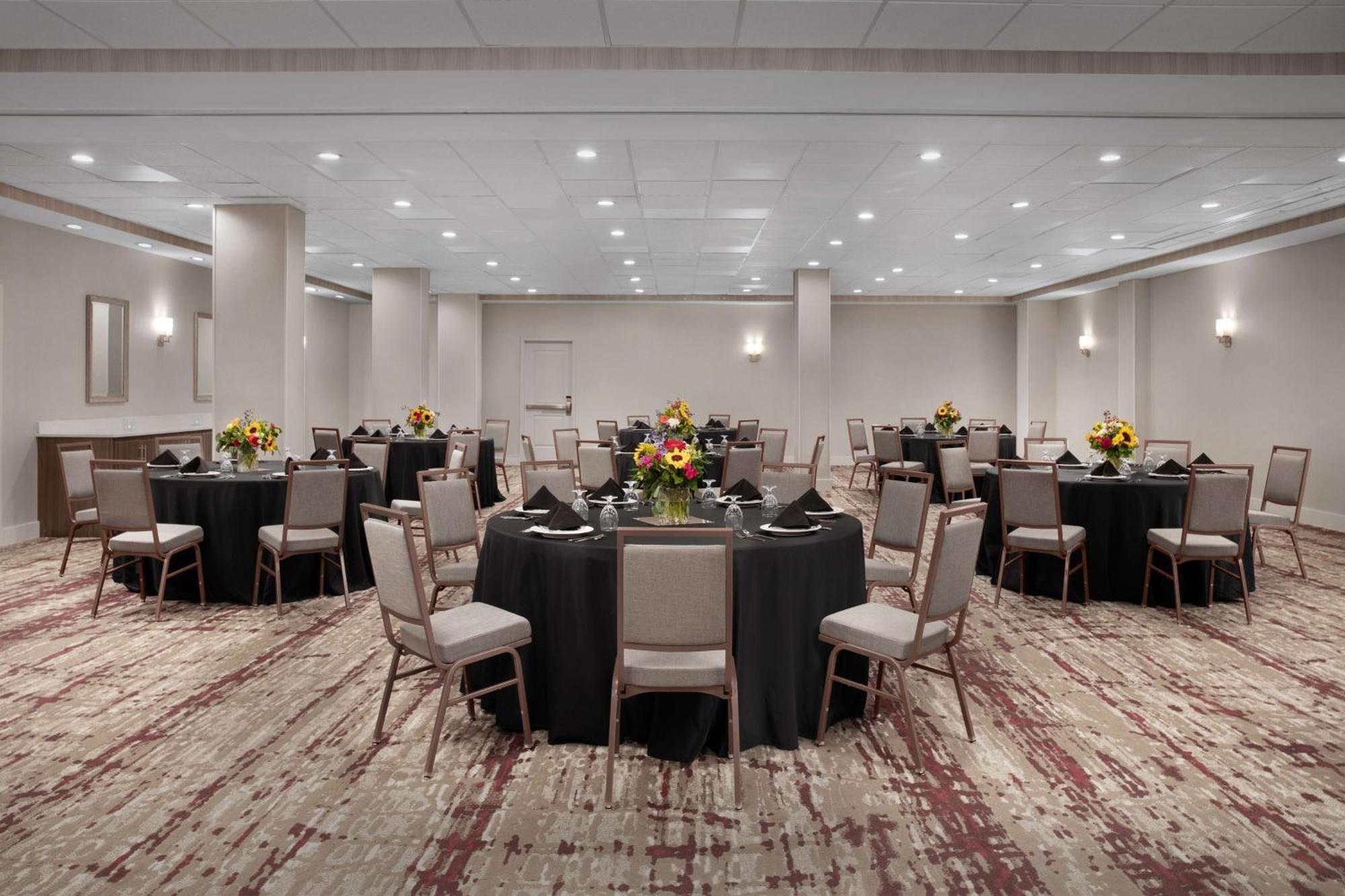 Hilton Garden Inn Philadelphia-Fort Washington Exteriör bild