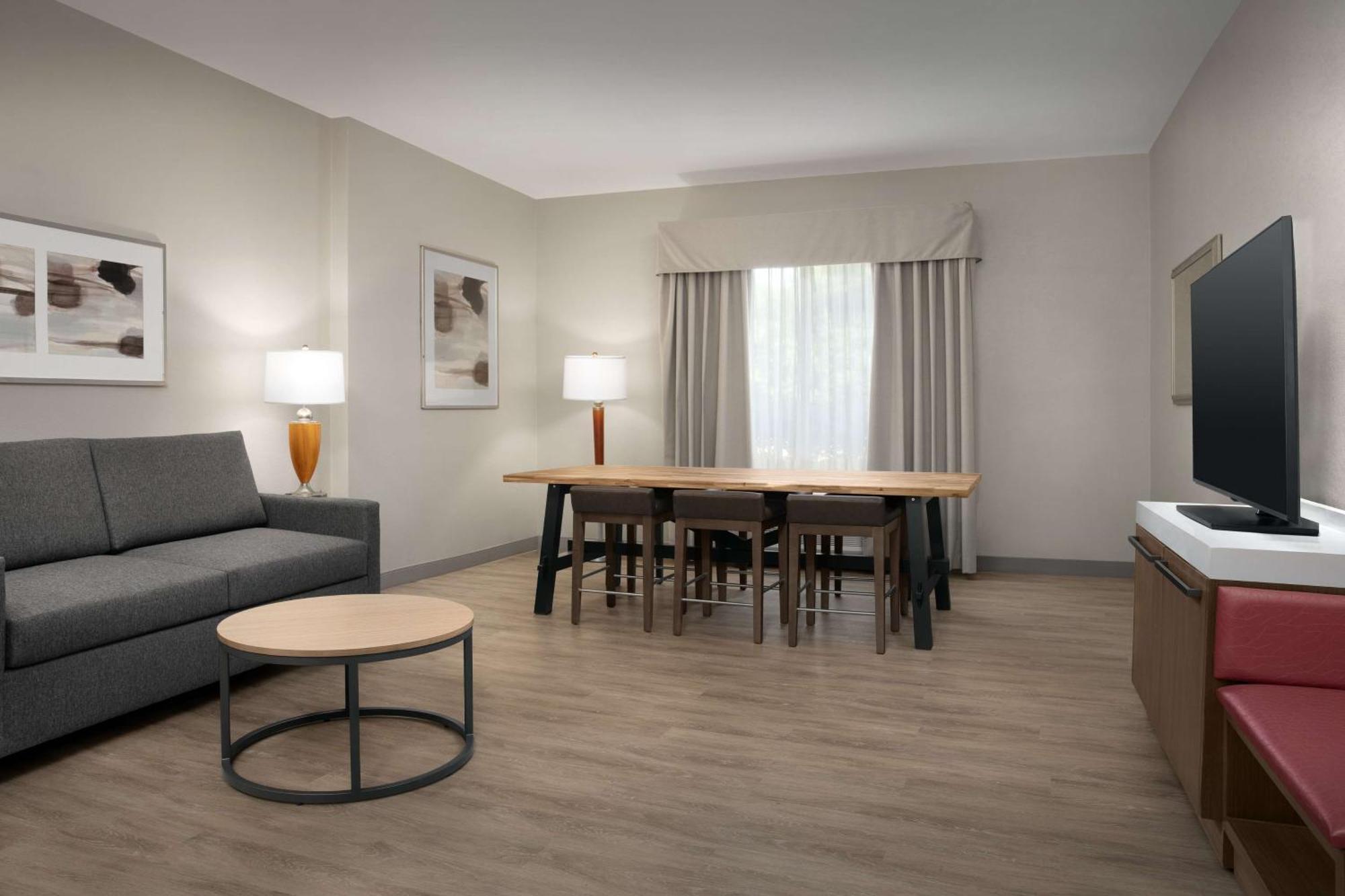 Hilton Garden Inn Philadelphia-Fort Washington Exteriör bild