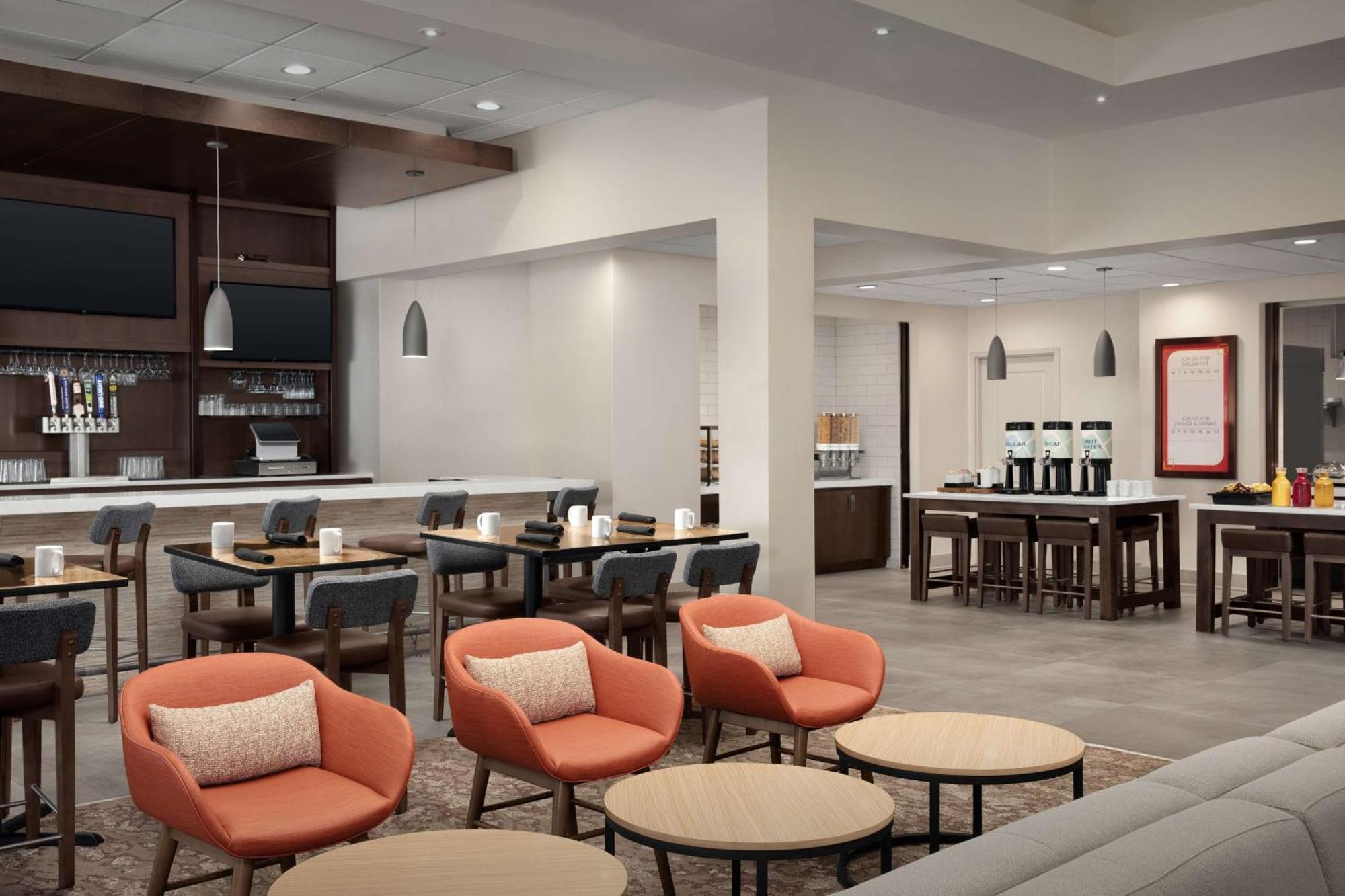 Hilton Garden Inn Philadelphia-Fort Washington Exteriör bild